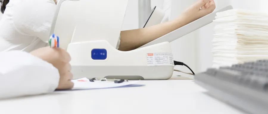 左右两边血压心率不一样,左右两侧血压相差大什么原因