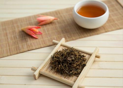 沉香白茶与沉香茶有什么区别,罗汉沉香茶解说词