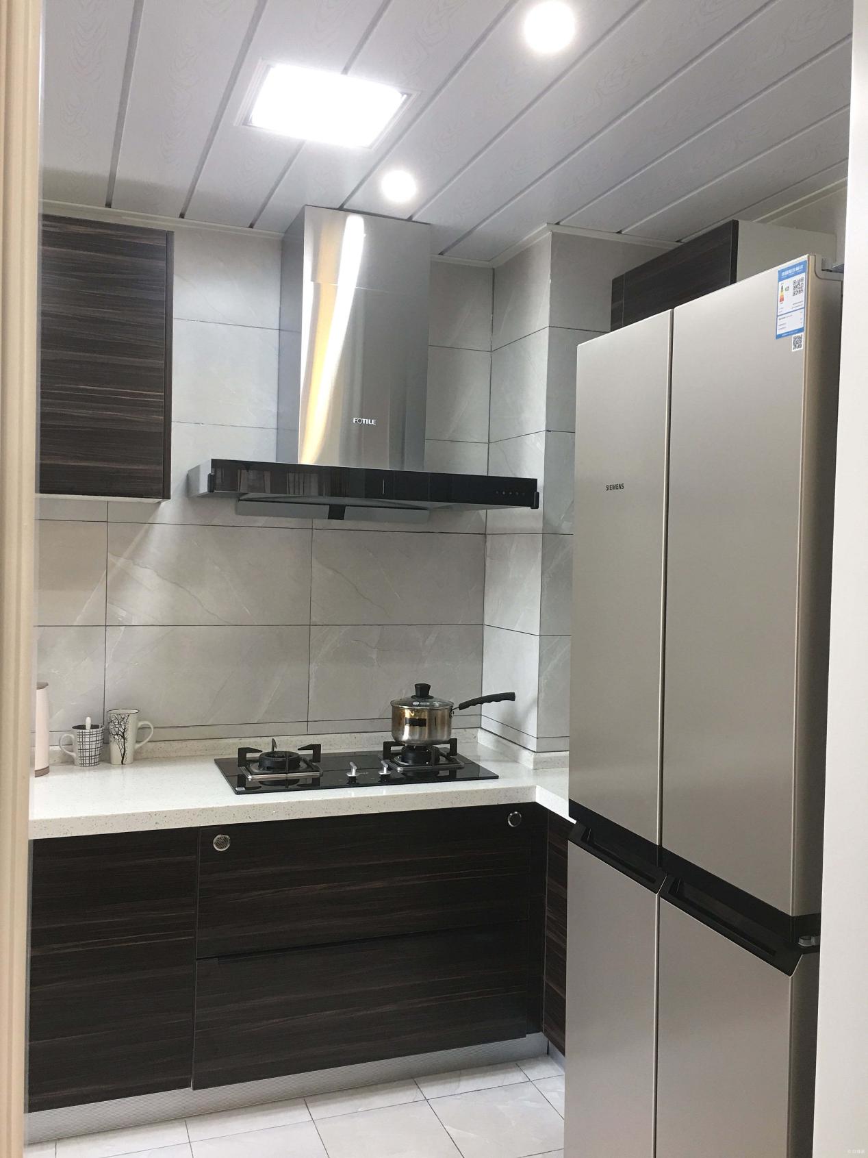 75平方轻奢装修风格视频,75平轻奢风格装修效果图