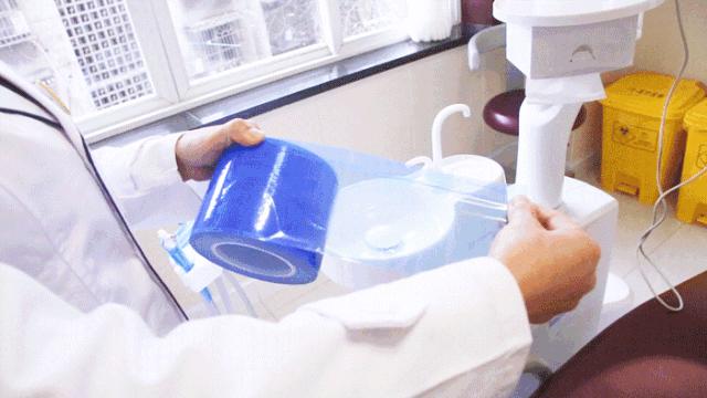 让你笑出自信的不止益达！仅39.9元抢成都华品口腔保健洁牙套餐！