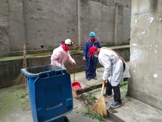 援鄂护士表白武汉警察,小护姐表白中国警察