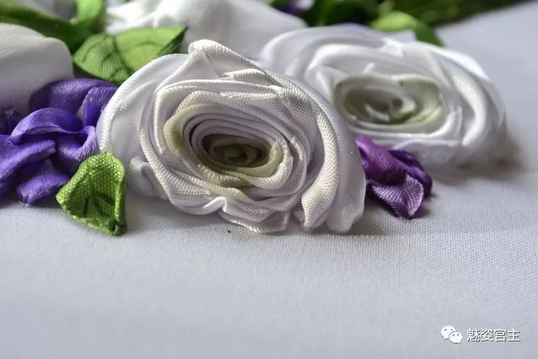 丝带绣盘结玫瑰花绣法图解,丝带绣图案教程牡丹