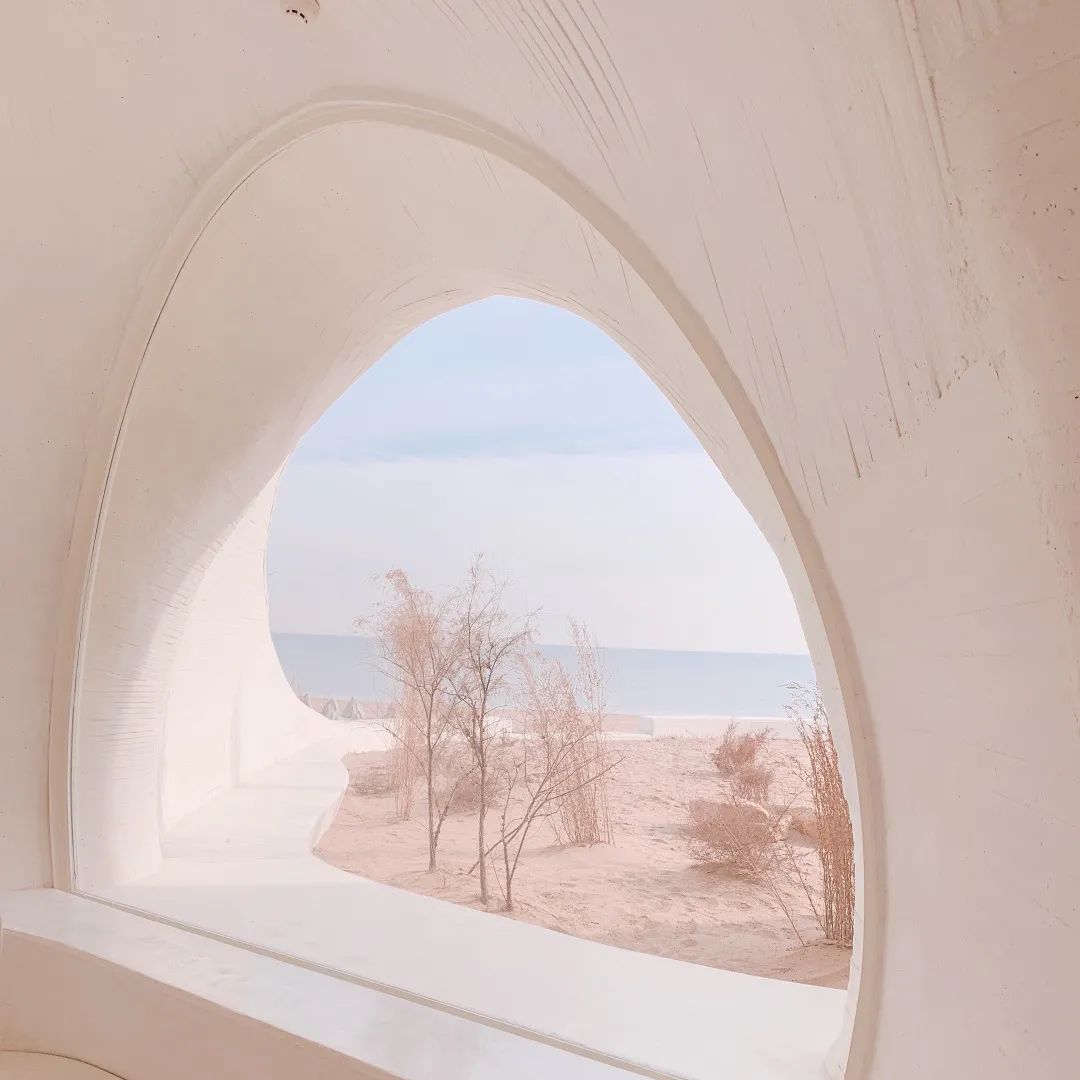 这6种花式打结法，让你把风衣穿得时髦不重样