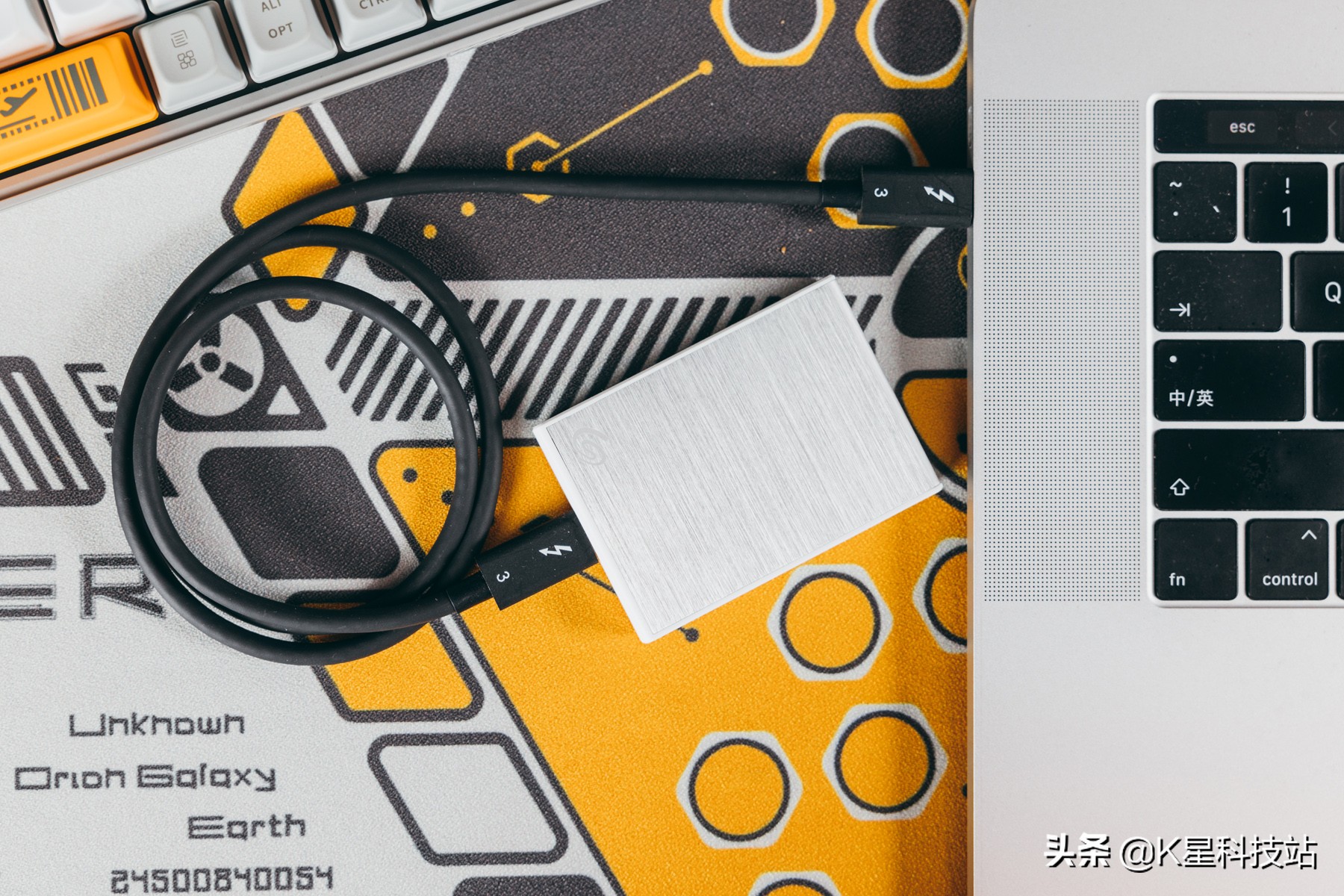 有哪些适合留学生的数码周边？一份来自老哥对表妹的厚爱清单