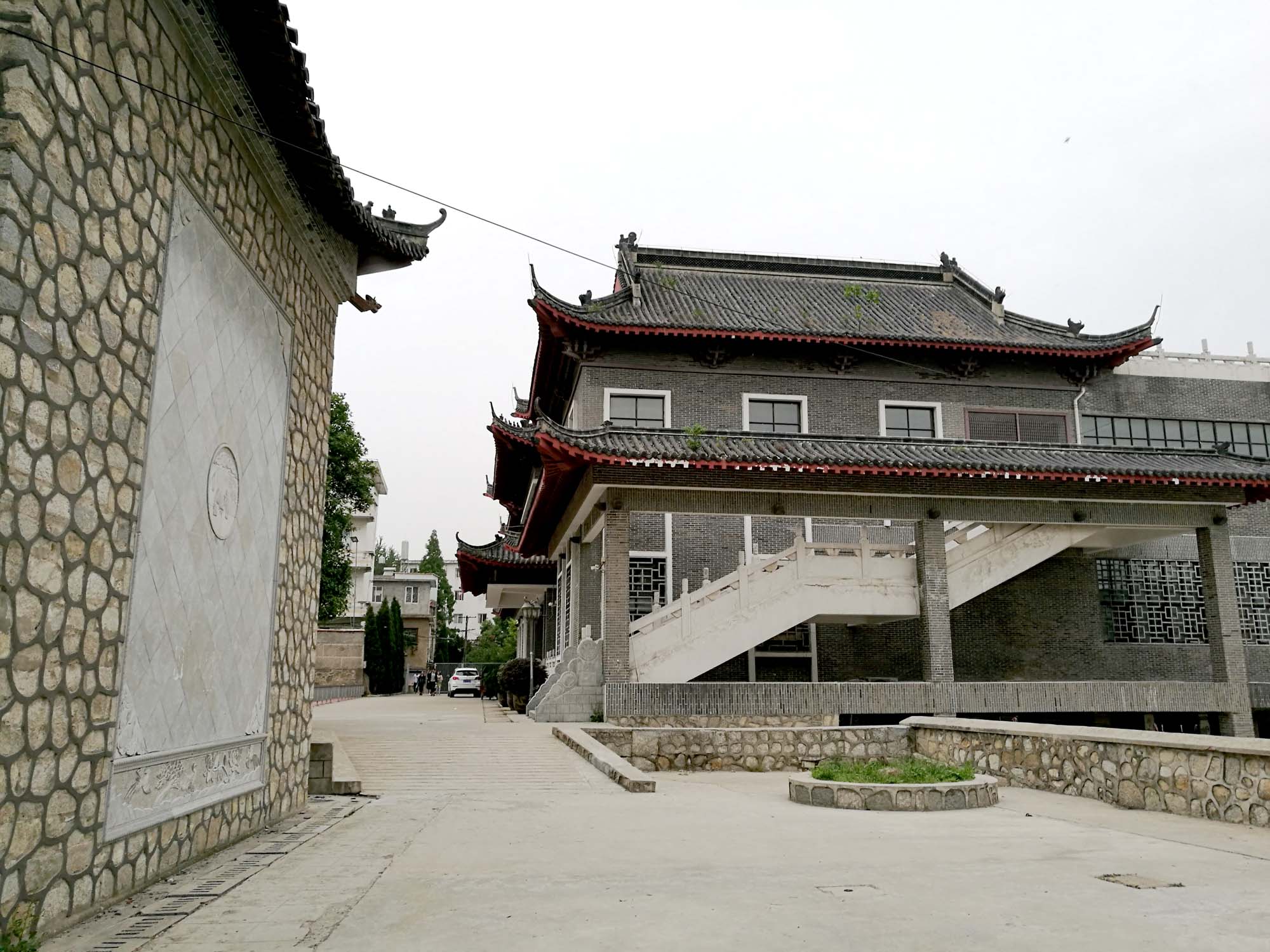 怀远史玉柱有多少钱,怀远一中校史馆