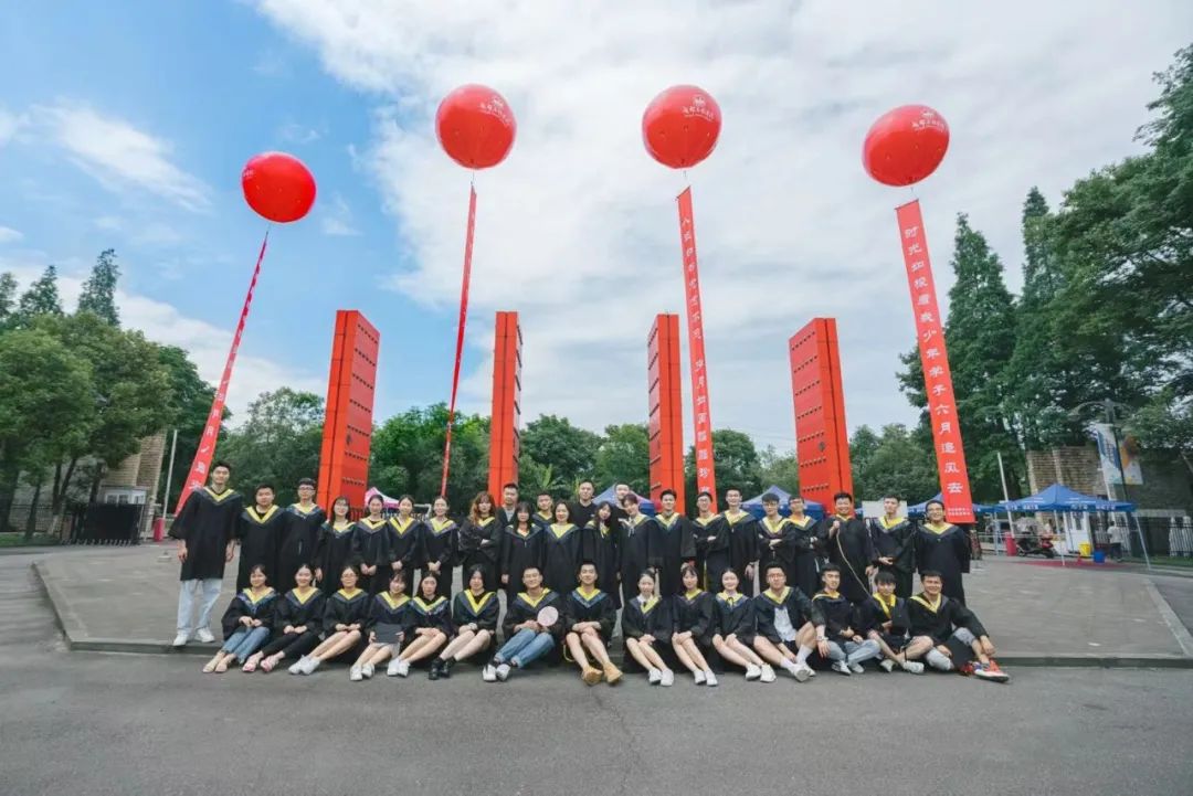 东软，青城山下最大的养老院型综合网吧