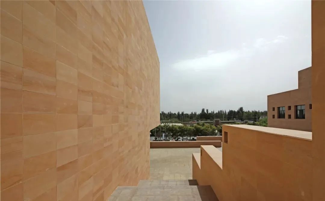 王绶琯院士,李薰院士