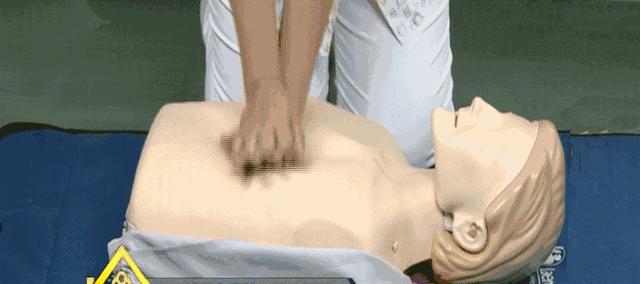 小心！2岁孩子家中溺亡，假日小心家里的4处隐藏危险