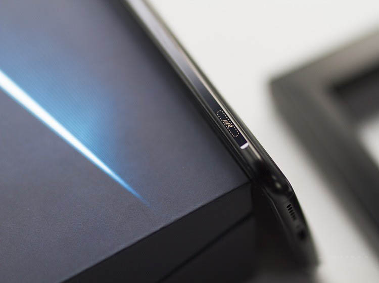 iqoo的monster压感按键,iqoo手柄背部触控