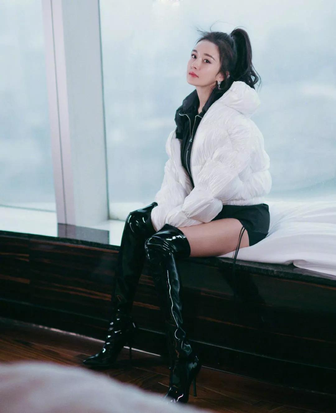 陈慧琳冻到表情失控,陈慧琳参加了什么晚会穿羽绒服