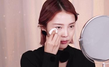 脸超干用什么粉底液,天气干脸上起皮了