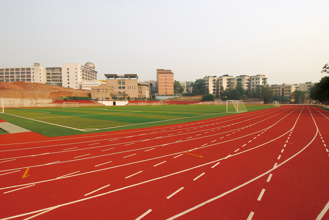 重庆哪所学校环境最好,重庆最美学校