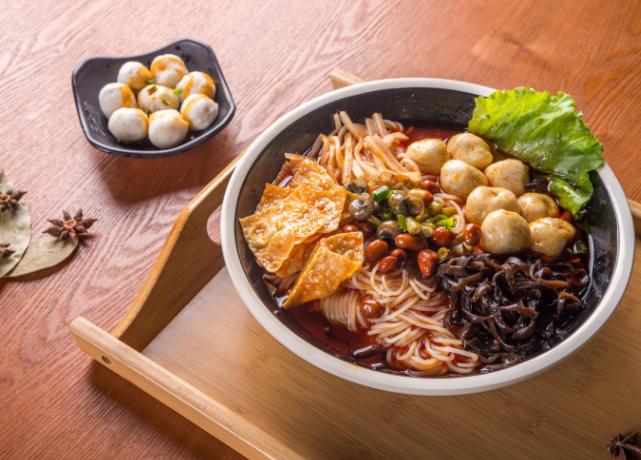 比较有特色的螺蛳粉店,最有特色的螺蛳粉店