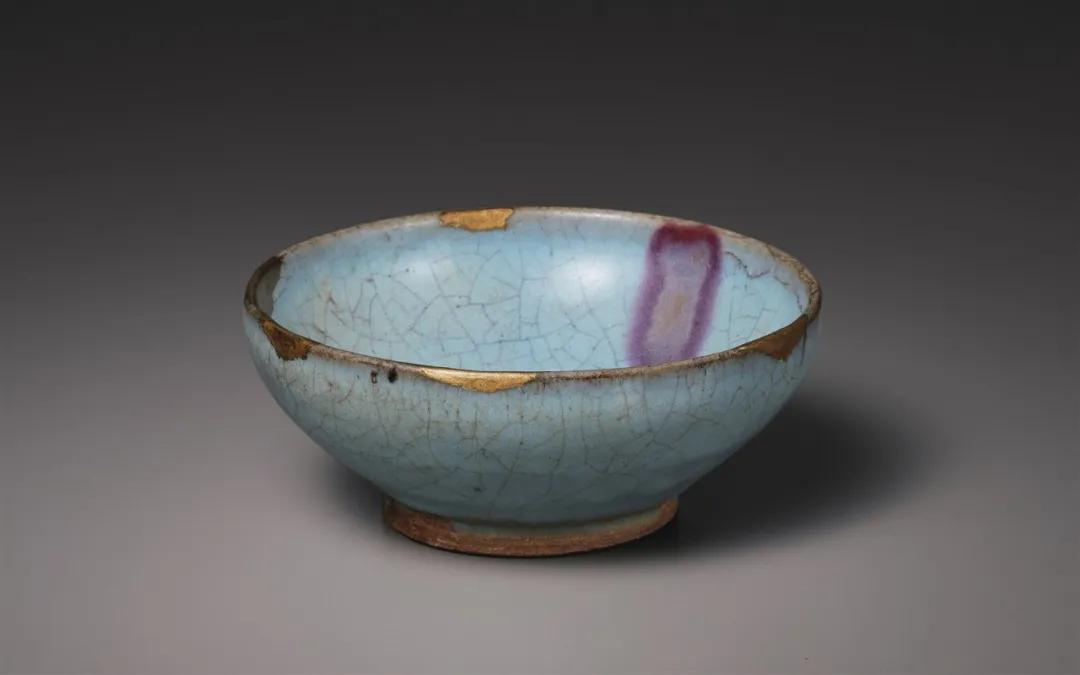 2024春拍晚清瓷器成交记录,2021中国艺术品明清瓷器成交前十