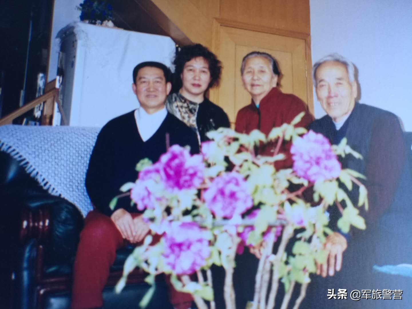 娴峰矝鑰佸叺,娴峰矝鑰佸叺鐨勫線浜嬪畬鏁寸増