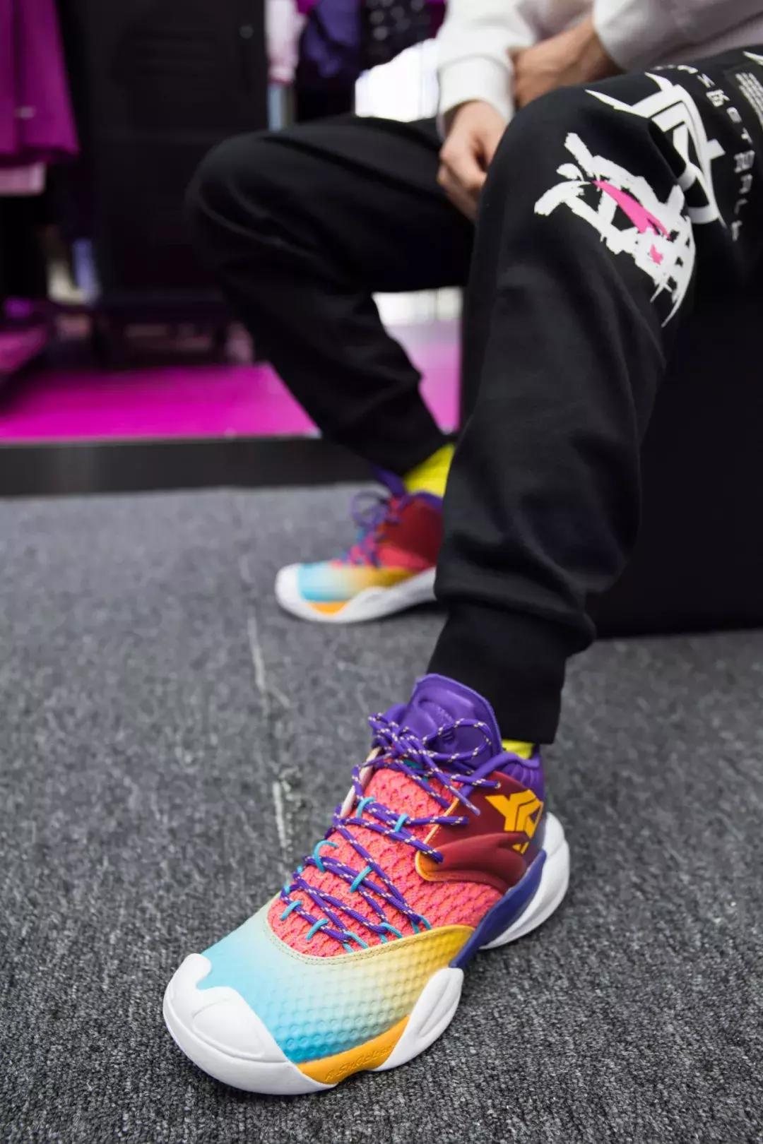 安踏快闪,北京安踏快闪店