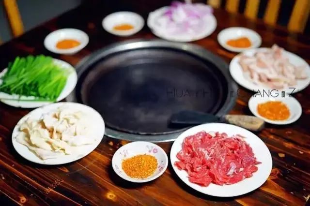 周末畅游别错过这些美食小吃,新添寨夜市美食推荐