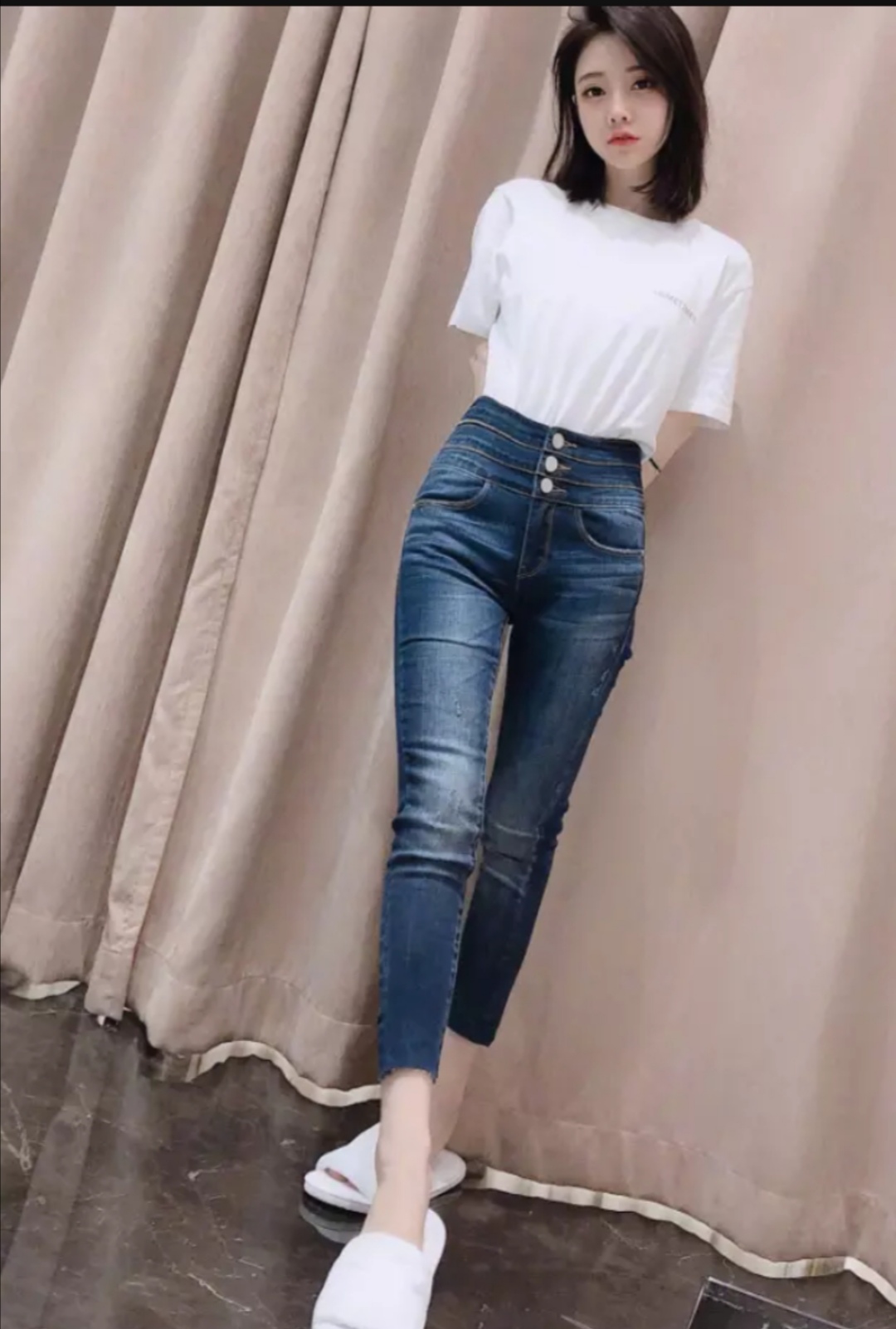 冯提莫深夜直播跳舞视频,冯提莫最新直播身材