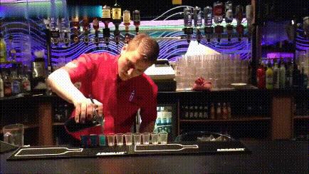 世界经典鸡尾酒大全珍藏版,鸡尾酒入门篇最常用的六款基酒