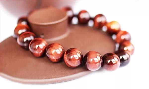 天然水晶消磁石,水晶常用消磁方法是什么