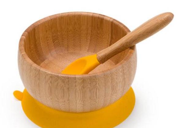 陶瓷碗引发小孩白血病,1岁娃娃被喂出白血病碗里面