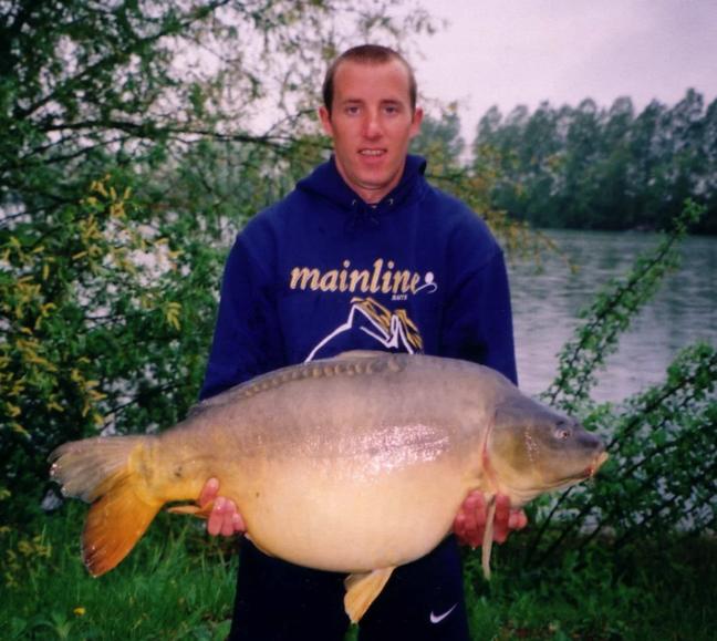 你想不到的球星副业：C罗植发店，恶汉包鱼塘，枪手名宿拯救地球