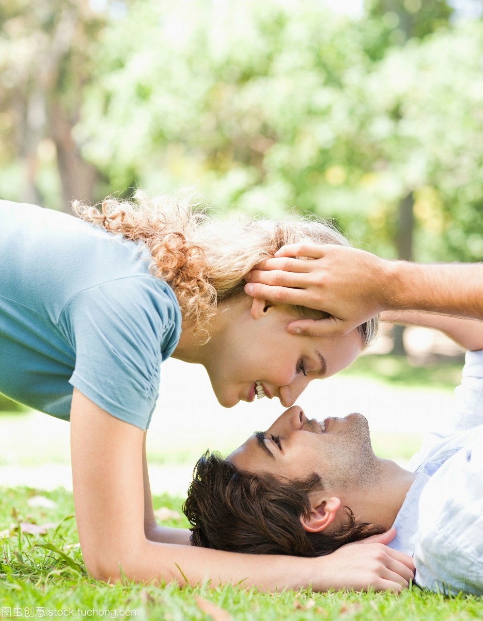 和别的男人偷情要注意什么,和别的男人偷情违法吗