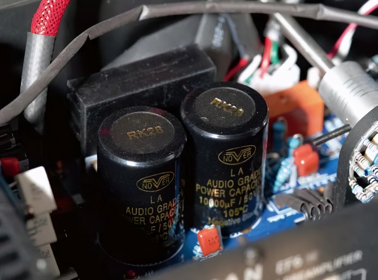 器材评论｜吃饱的感觉真正好——HiFiMANEF6se纯甲类耳放