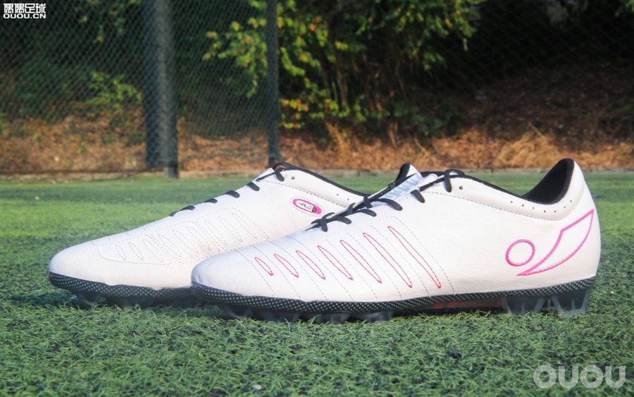 ConcaveHalo+一次失败的冷门球鞋尝试