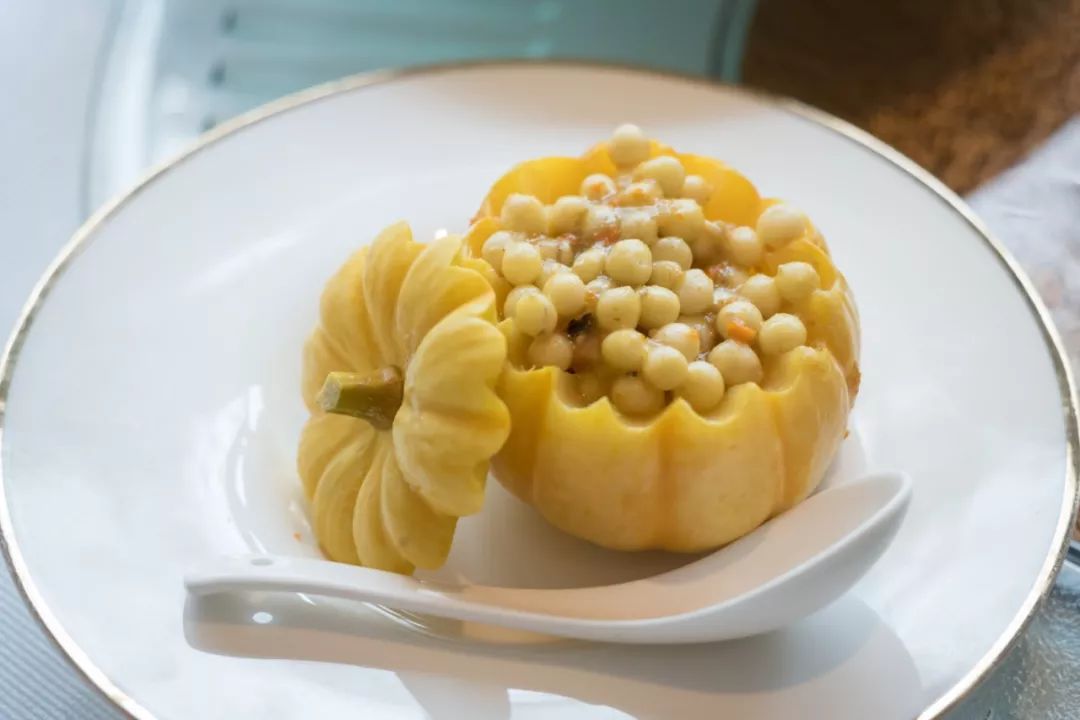 阳澄湖大闸蟹真正吃蟹的季节到了,阳澄湖吃大闸蟹最好的季节