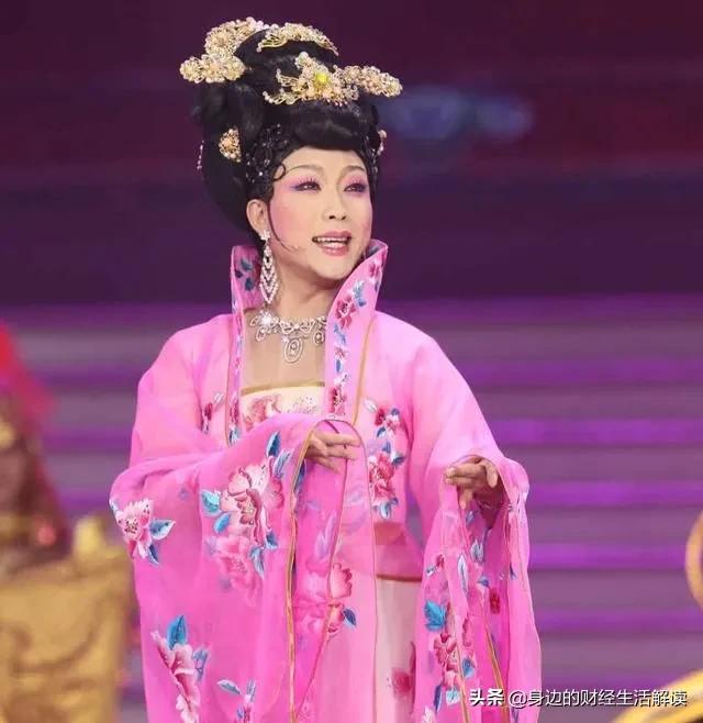 官方发声*制抵**“娘炮”现象，文松、李玉刚算娘吗？