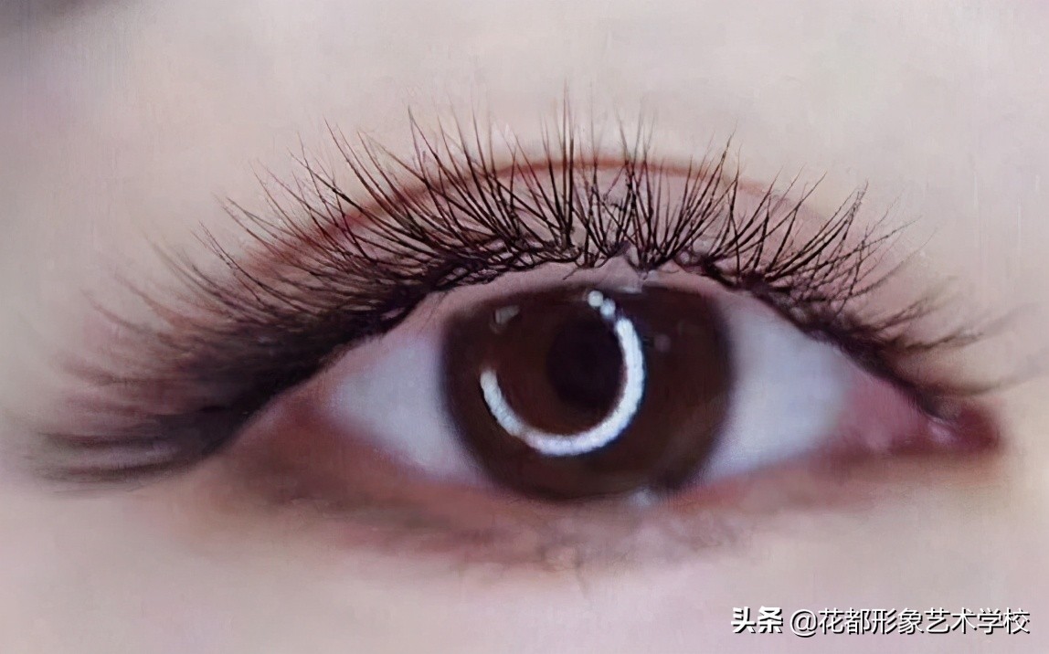 纹绣师是越老越吃香吗,纹绣师行业前景怎么样