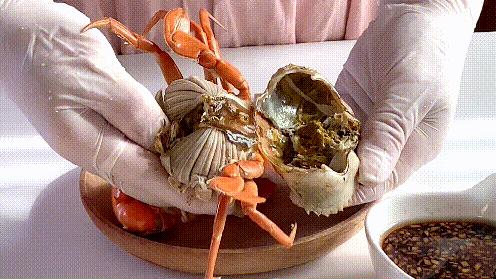 九月份的螃蟹怎么吃好吃,这个季节的螃蟹个个肥美好吃