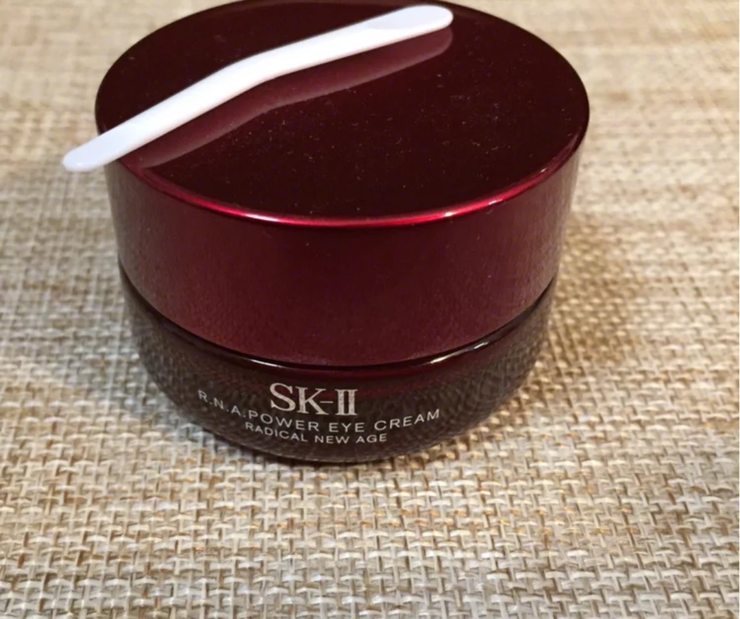 黑眼圈眼霜推荐兰蔻小黑瓶,6款高效抗皱眼霜