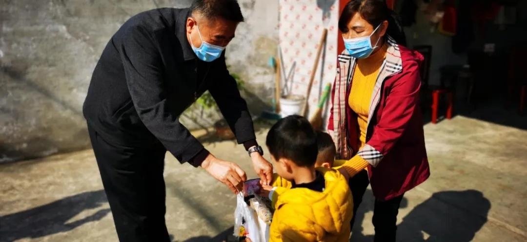 妇联助力防疫站,省妇联助力打赢疫情防控工作