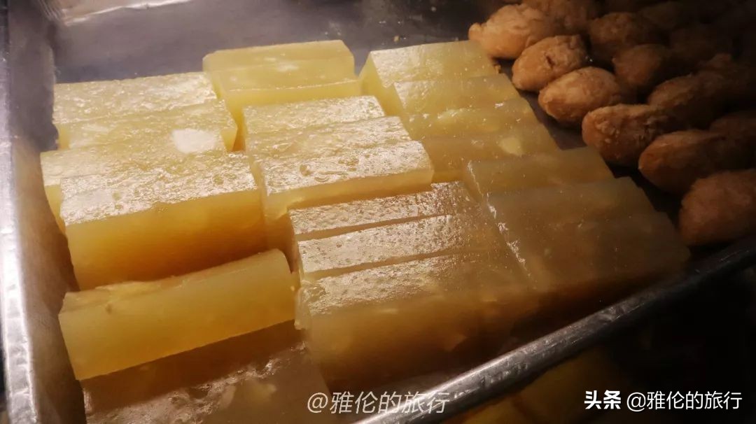 女生喝冰泉豆浆,梧州人喝冰泉豆浆