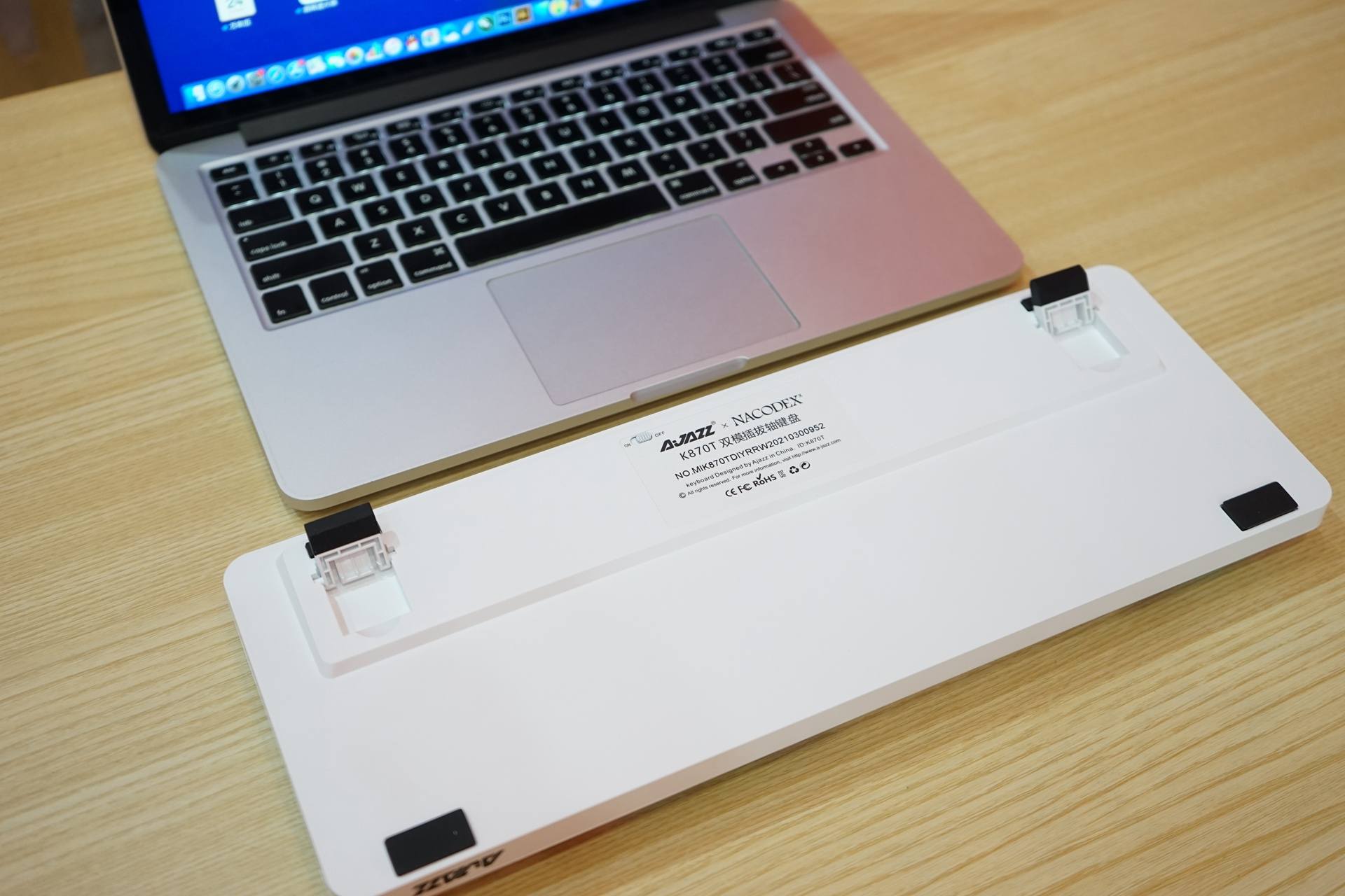 键盘可以这样玩,黑爵ak35i机械键盘怎么热插拔