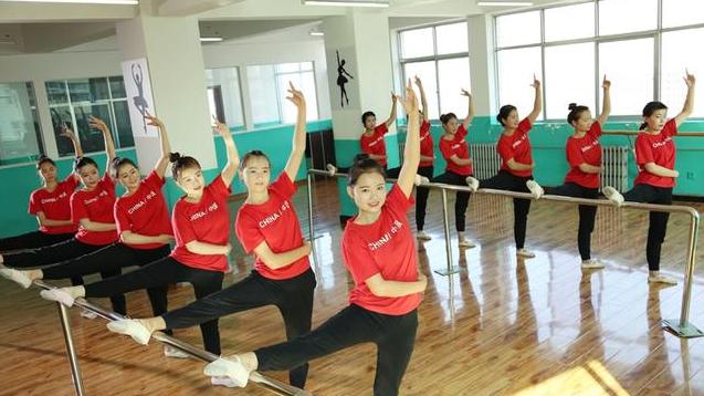 初中升中专选什么专业比较好,如何选择中专学校和专业