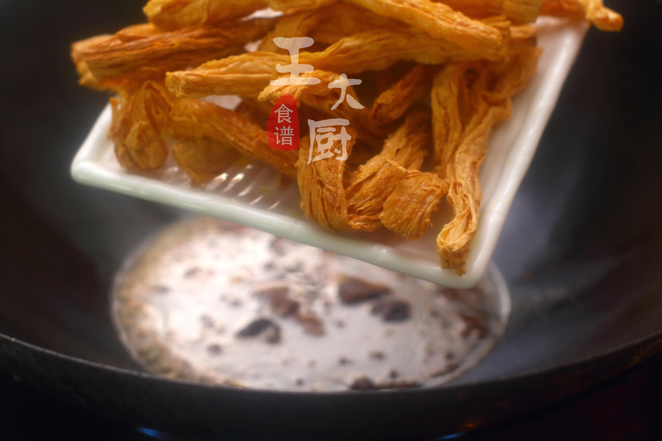 辣条制作方法简单好吃,辣条制作全过程在哪里学做辣条