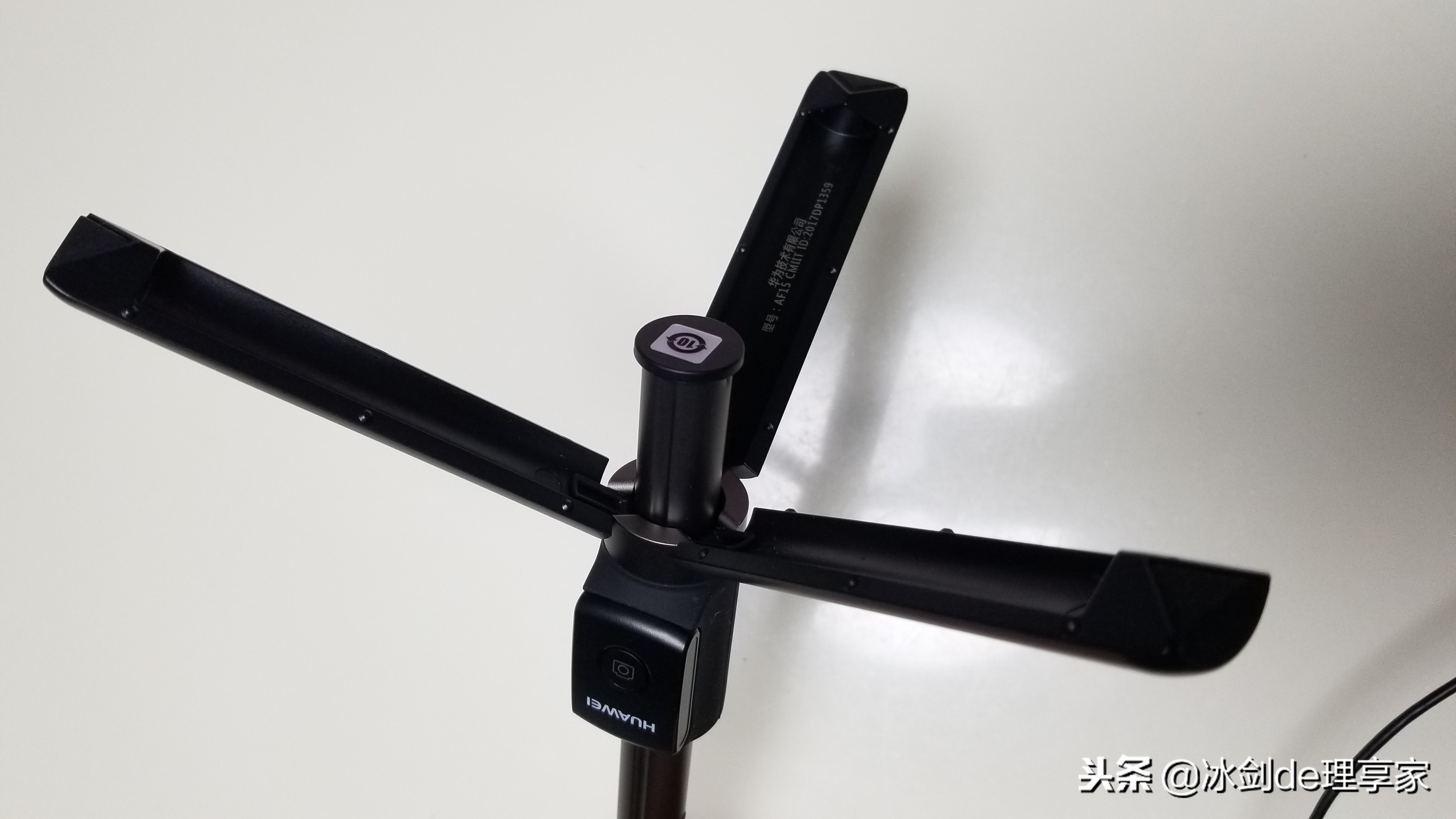 华为手机三脚架推荐,华为三脚架自拍杆pro值得入手吗