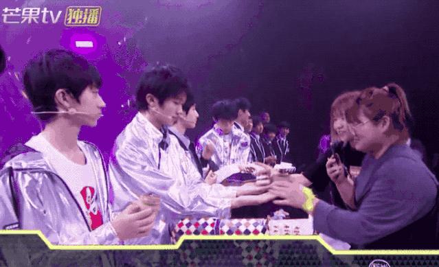 李飞与黄锐在哪年分开,李飞与黄锐大结局