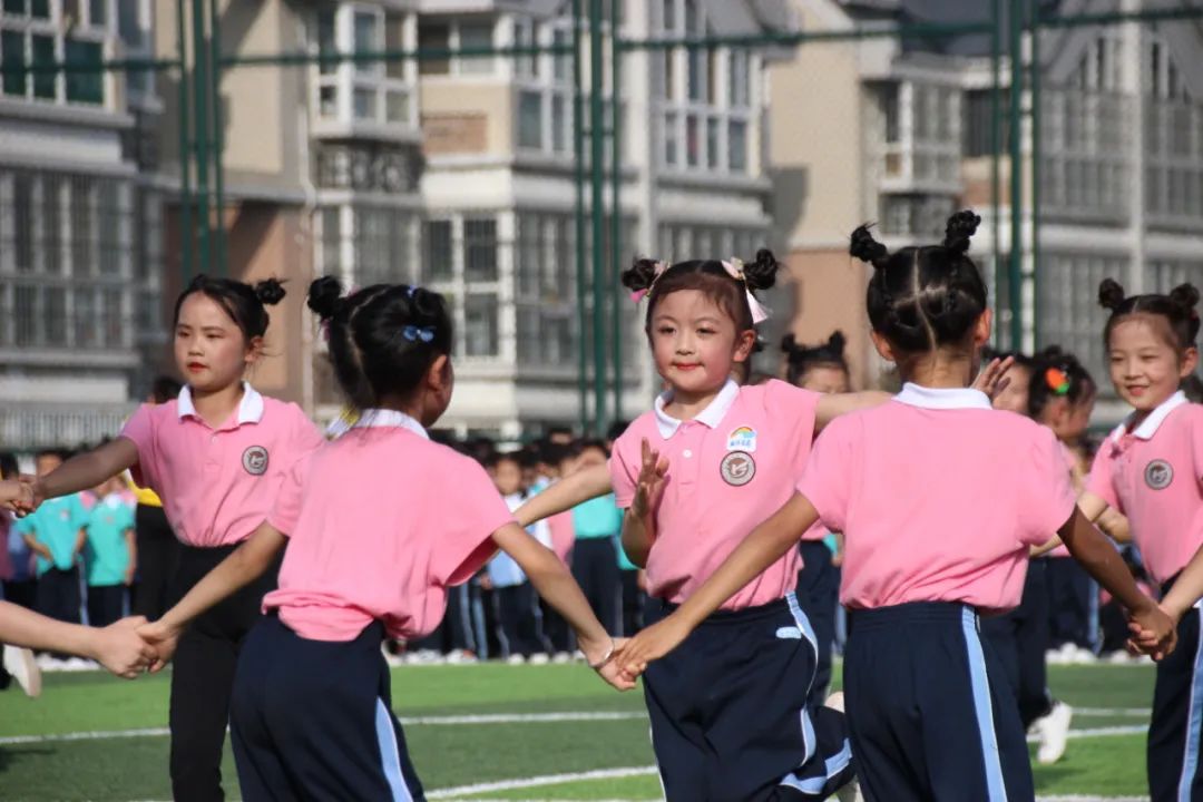 庆祝建党百年大型排舞展演西安,建党100周年校园啦啦操比赛