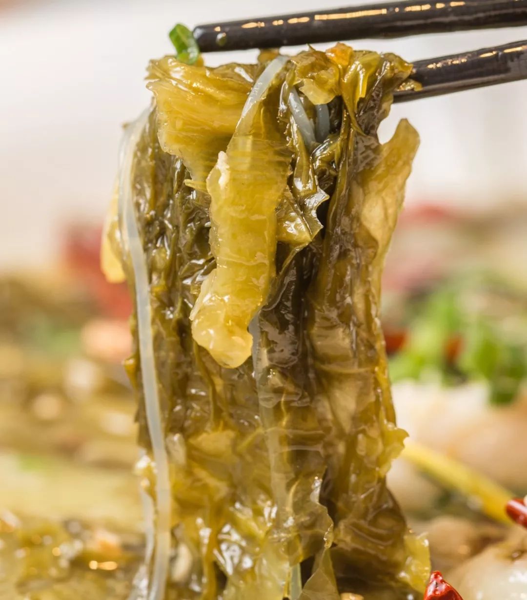 穿越80年代怀旧茶室！专卖TVB里的老港味，最低10元一件