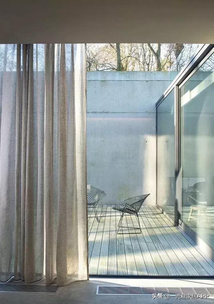 “你花1万装的窗帘，看起来只值1000！”