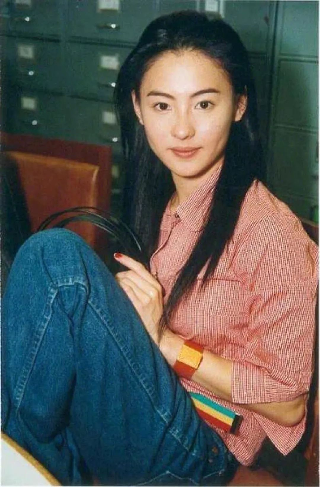 港风复古妆教程,港风复古妆用什么眼影