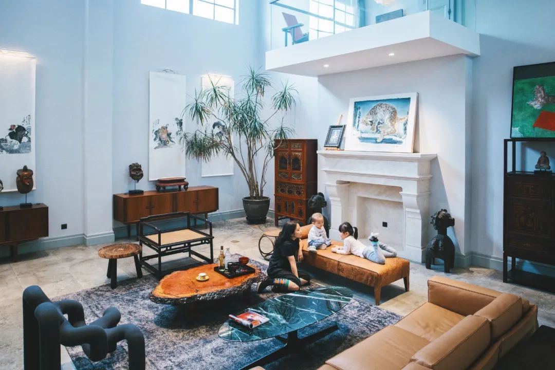 宁波夫妻租下1000㎡破厂亲手改造，搭出超美房中房