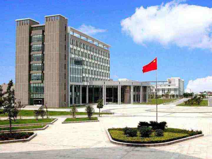 高考选大专学什么,高考选大学重要还是选专业重要