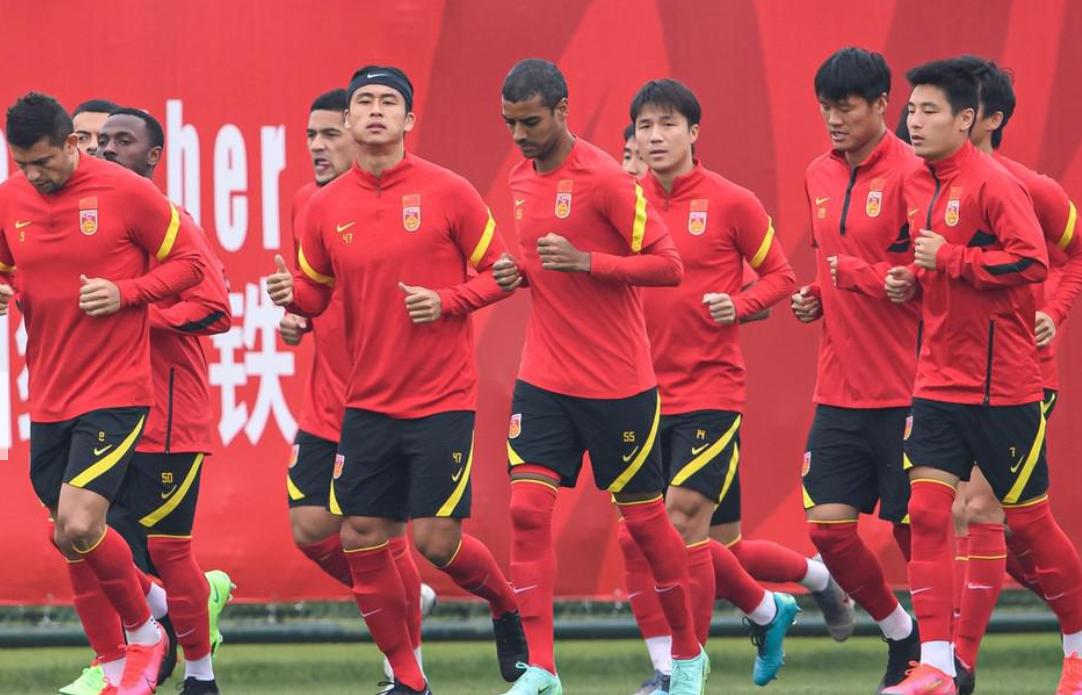 国足关岛评论,关岛评价中国国足