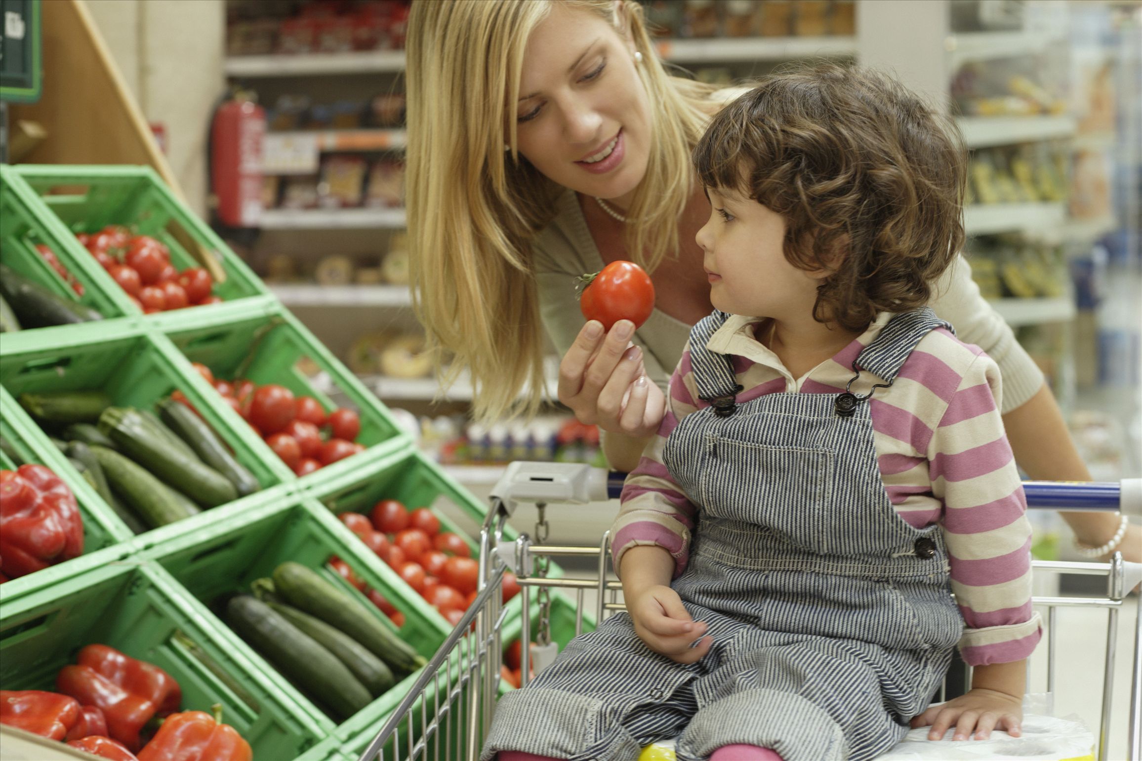 妈妈变成泼妇该怎么办,关于家庭主妇变泼妇的视频