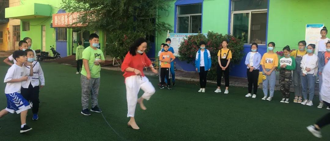 小心“疫疫”与“神采奕奕”同行——铁岭求实小学全员复学第一周微记